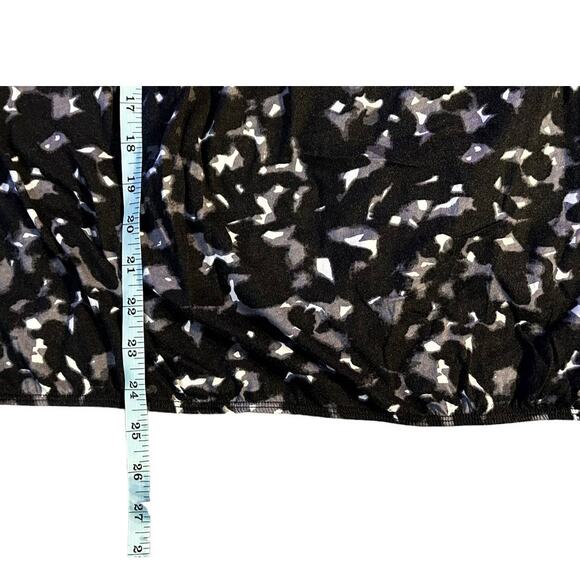 LOFT Black Gray Short Sleeve Scoop Neck Top Womens Size S - Picture 9 of 10